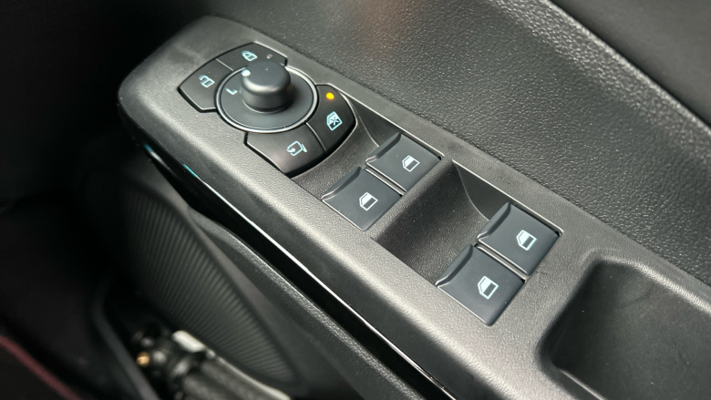 Ford Puma 1.0 EcoBoost Hybrid mHEV ST-Line X 5dr Petrol Hatchback